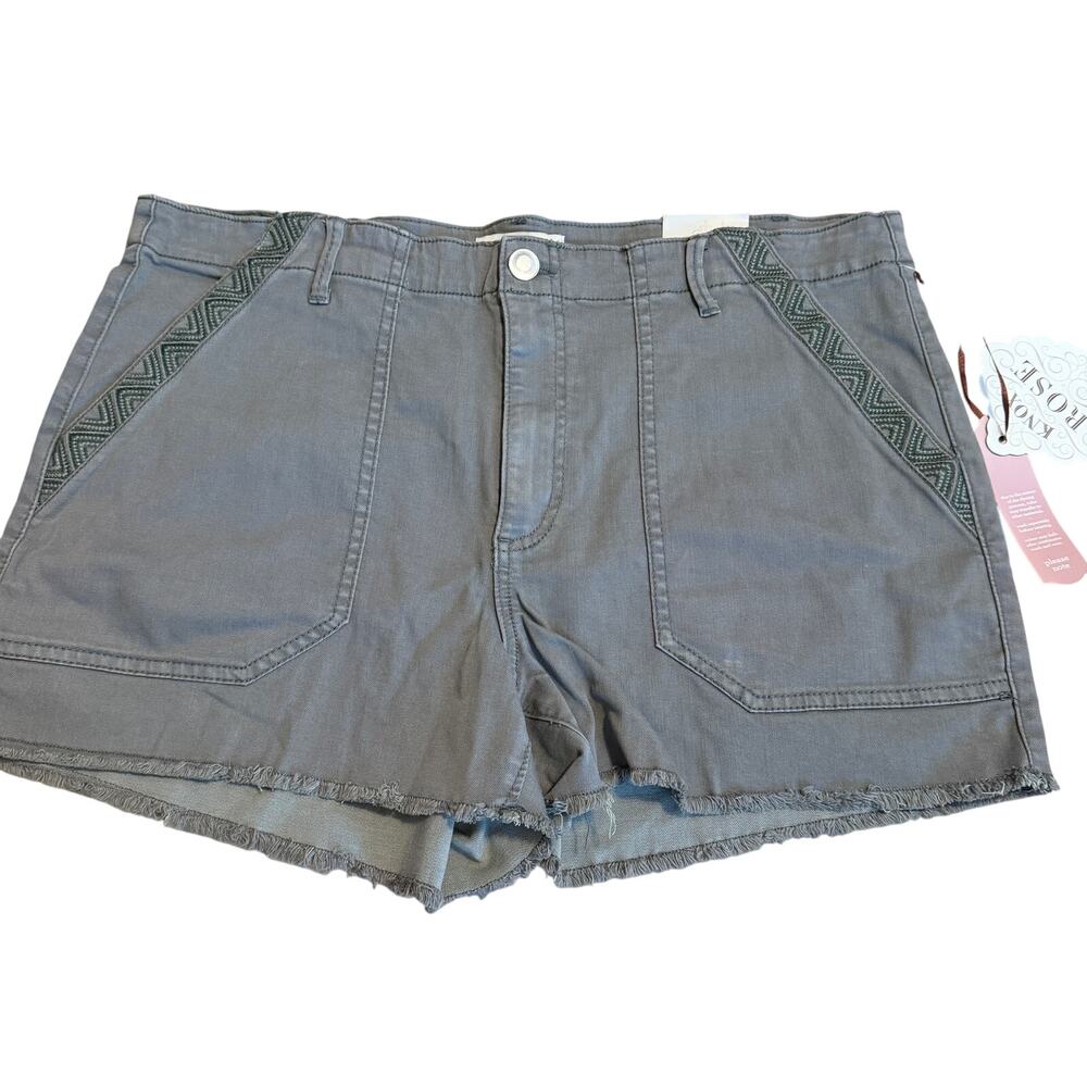 Knox Rose Women's Olive Green Embroidered Denim Shorts - Size 16 - NWT